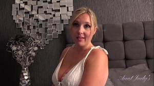 AuntJudys – Your Busty Stepmom Charlie helps you out with some JOI