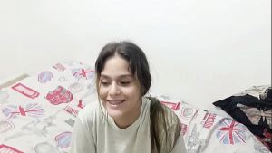 AYUDO A MI HERMANASTRA A VENGARSE DE SU NOVIO INFIEL Y TERMINA CON MI VERGA EN LA BOCA Y EL CULO CUBIERTO DE SEMEN