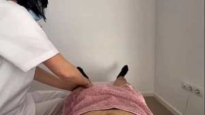 I take off the towel and surprise the masseuse girl who helps me finish by jerking off until I cum