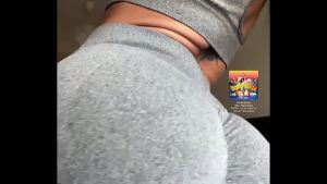 Minha esposa precisa de um personal trainer para ajudá-la em casa (My wife wants a personal trainer to help her with exercises at home)