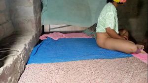 Desi girl friend Frist time sex in house Hindi audio.