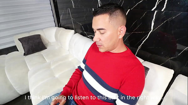 Puta muy cachonda es contactada por un extraño ya que su hermanastra no lo complace- LELE MANTILLA