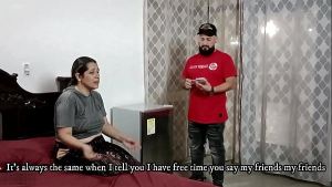 Encuentro a mi novia teniendo sexo con mi hermanastra y me caliento, la follamos entre los dos en trio y me corro encima de ellas – HISTORIA COMPLETA – PORNO EN ESPAÑOL