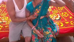 Indian fucked hardcore for an hour and gets cum in mouth