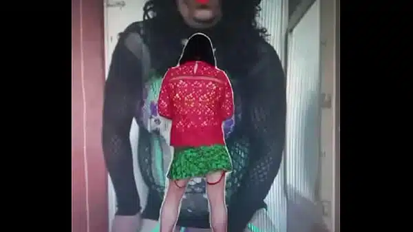 bisexual crossdresser mark trying out his new Video Editor