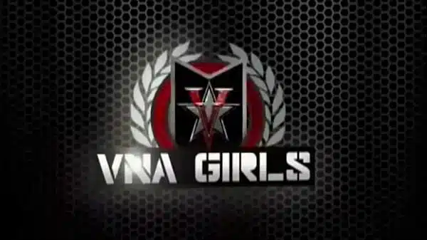 Hot Nymphos In The Hole! Kris Riot & Harmonie Marquis Make Out!