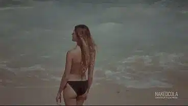 Stepsister pissed on my dick on the nude beach – 4K