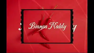 BIANCA NALDY NA PISCINA ROLA SEXO PÓS BANHO